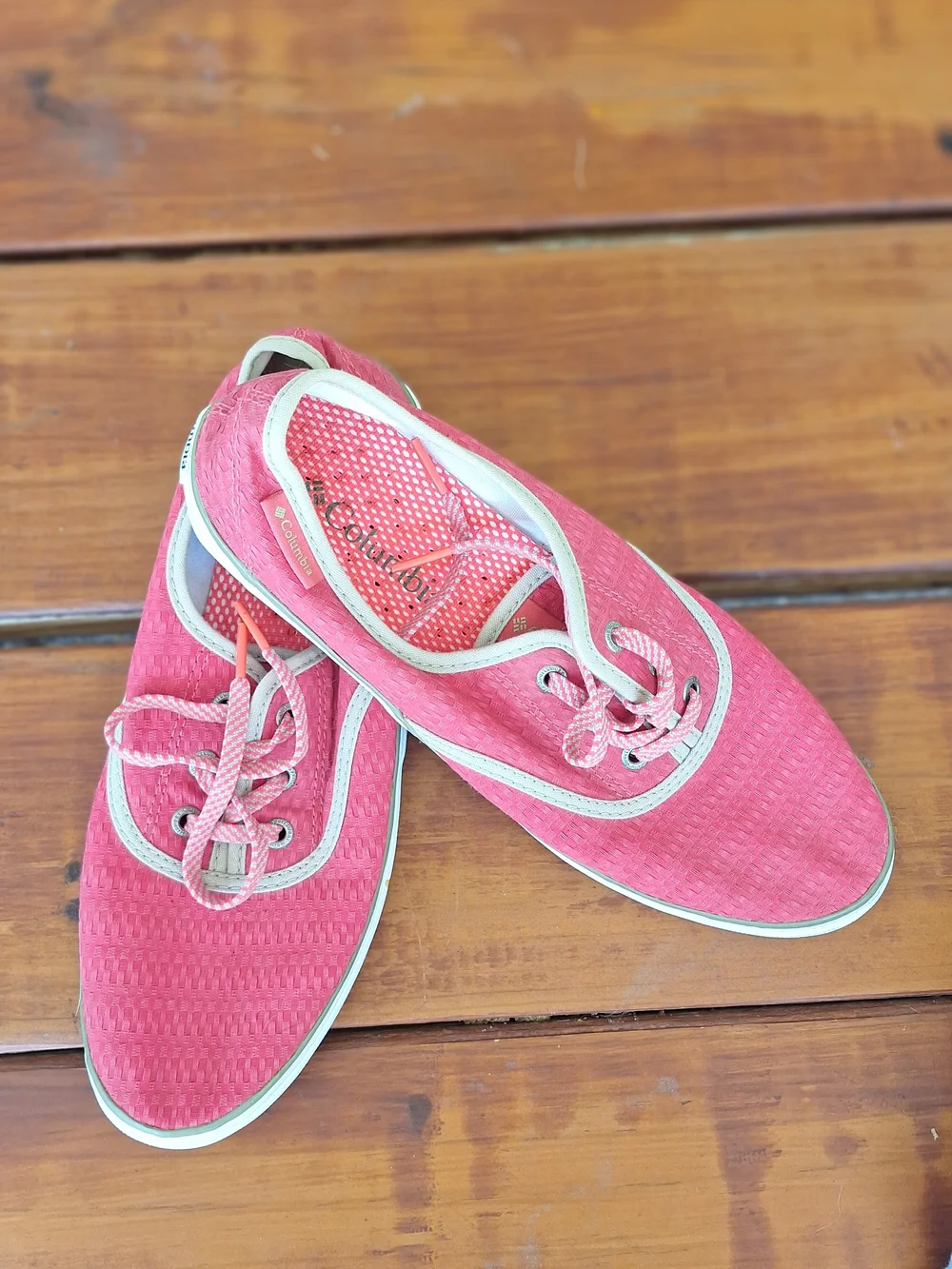 Columbia Coral Pink Canvas Sneakers